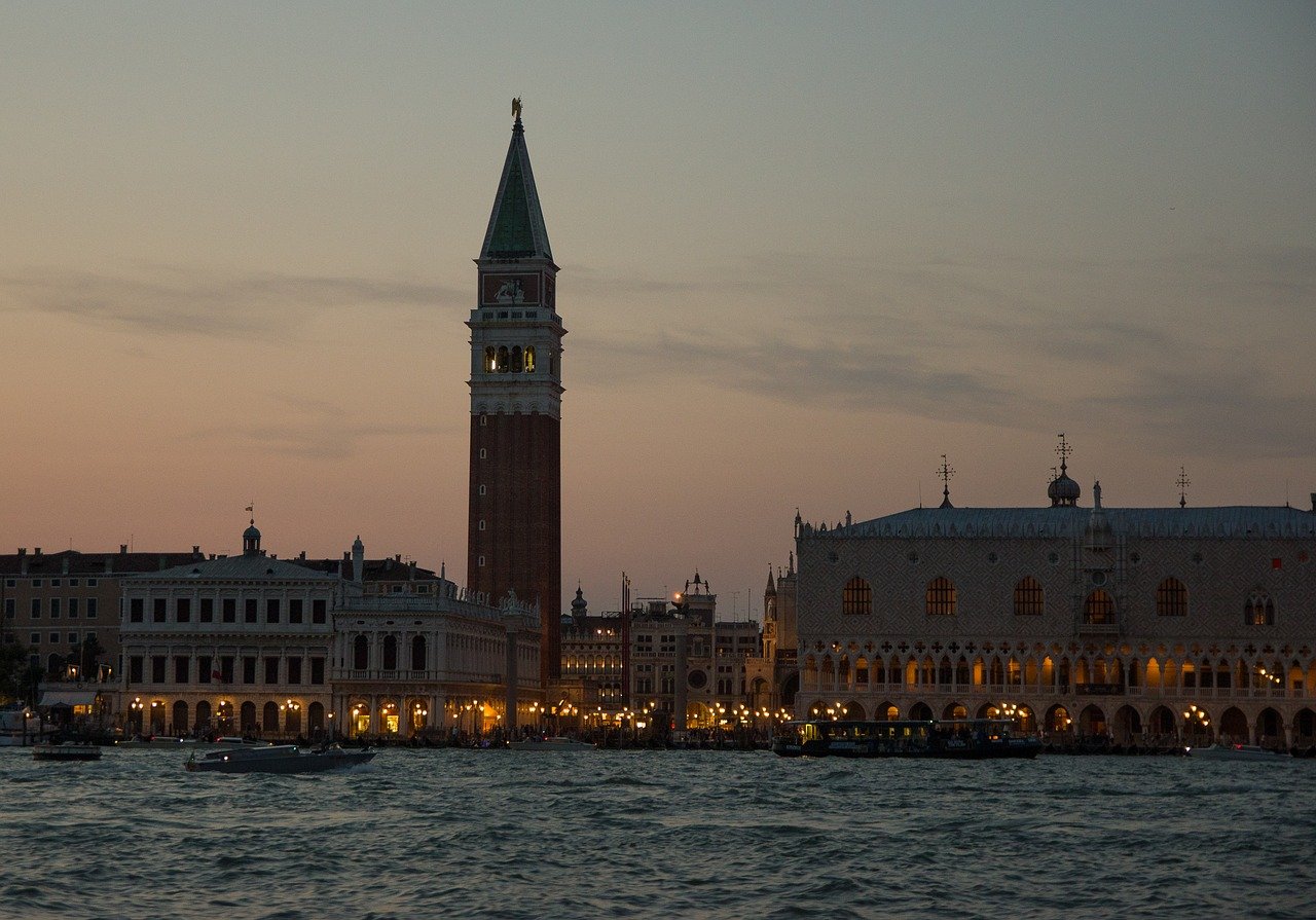 venice cocktail week 2022 (Julia Schwab da Pixabay)