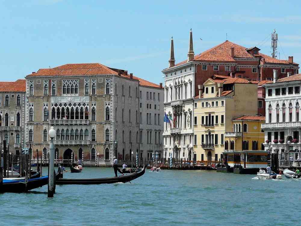 campo santa margherita a venezia ( Irén Nemess da Pixabay )