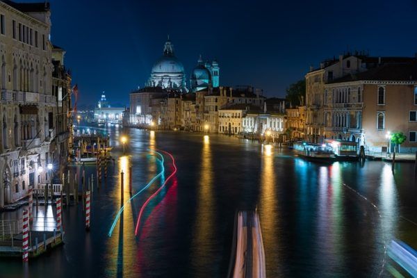cosa fare a venezia 8 dicembre - Foto di stefanoselci da Pixabay
