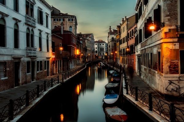 Cosa fare per il Ponte dell'Immacolata a Venezia - Foto di David Mark da Pixabay 