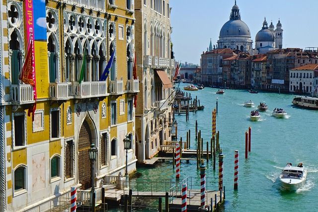 venezia a gennaio cosa si può fare - https://pixabay.com/it/photos/italia-venezia-canale-829156/