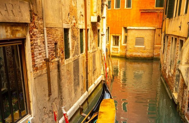 Venezia canali in secca: è colpa solo della siccità?