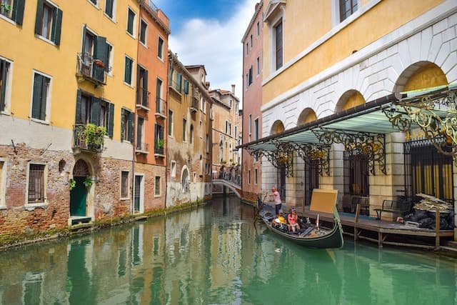 cosa fare a venezia nel weekend https://unsplash.com/photos/pfDcvn8AX98