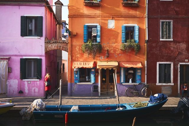 cosa fare nel weekend https://unsplash.com/photos/57fo0YNJD38